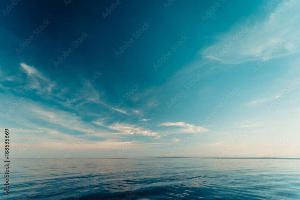 Fototapeta premium seascape sea horizon and sky.