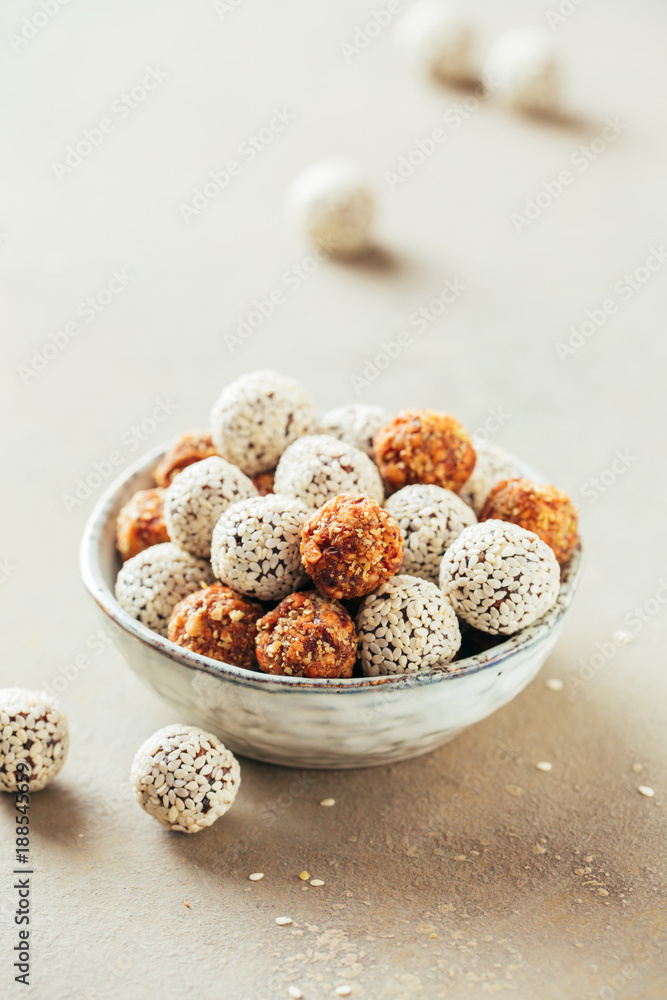 Raw vegan candy Raw vegan candy