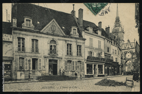 France shows postcard