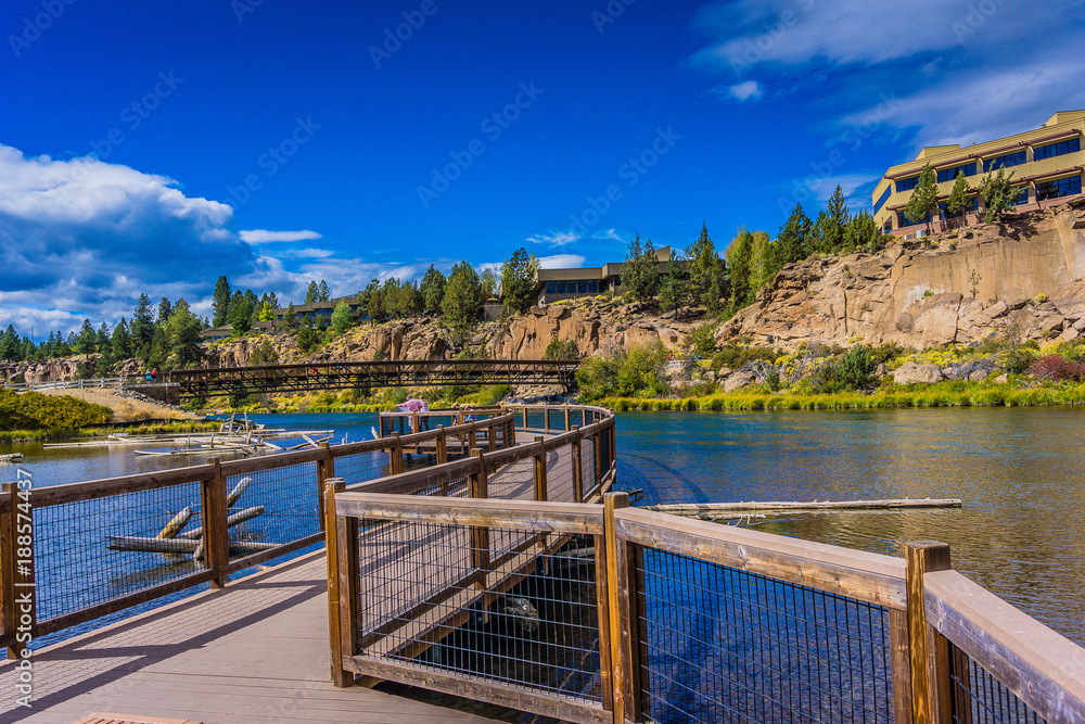 Naklejka premium Deschutes River Overlook w Bend Oregon