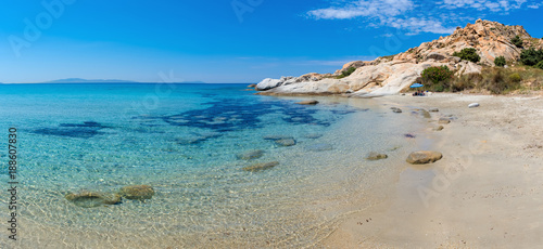фотография Beautiful beach of Mikri Vigla on Naxos island located 18 kilometres away from the capital