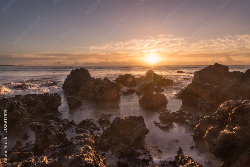 Nascer do Sol em Nova Almeida, Serra, Espírito Santo, Brasil.