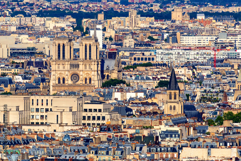 Naklejka premium Scenic panorama of Paris from Eiffel's tower