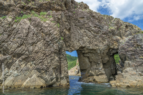 青海島・奇岩 photo