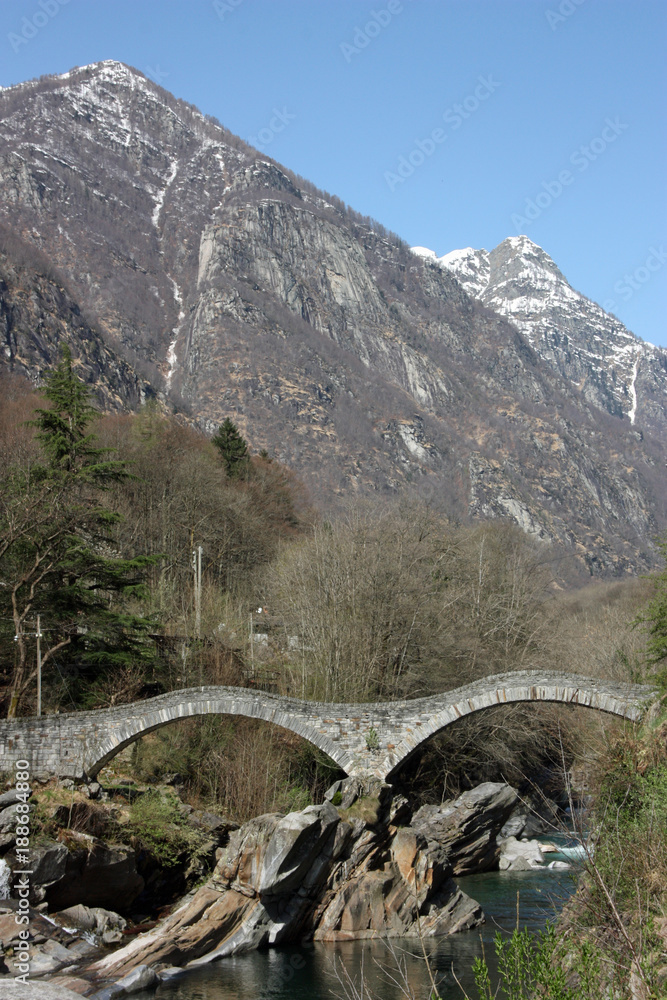 Fototapeta premium Old bridge over Verzasca river