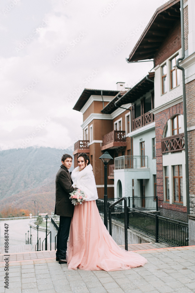 modern wedding in the mountains in Sochi and the sea, a wedding in a European style by car. modern wedding in the mountains in Sochi and the sea, a wedding in a European style by car.