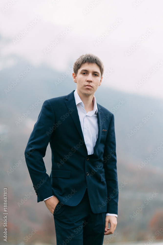 modern wedding in the mountains in Sochi and the sea, a wedding in a European style by car. modern wedding in the mountains in Sochi and the sea, a wedding in a European style by car.