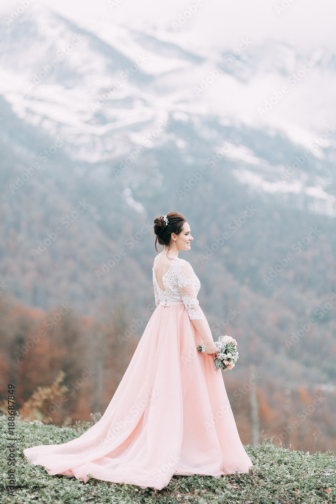 modern wedding in the mountains in Sochi and the sea, a wedding in a European style by car. modern wedding in the mountains in Sochi and the sea, a wedding in a European style by car.