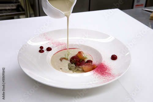 Hotel Eden Spiez | Speisekarte Herbst Topinambursuppe mit gebeitzem Saibling photo