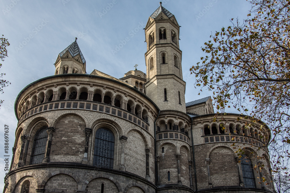 romanische Basilika in Köln