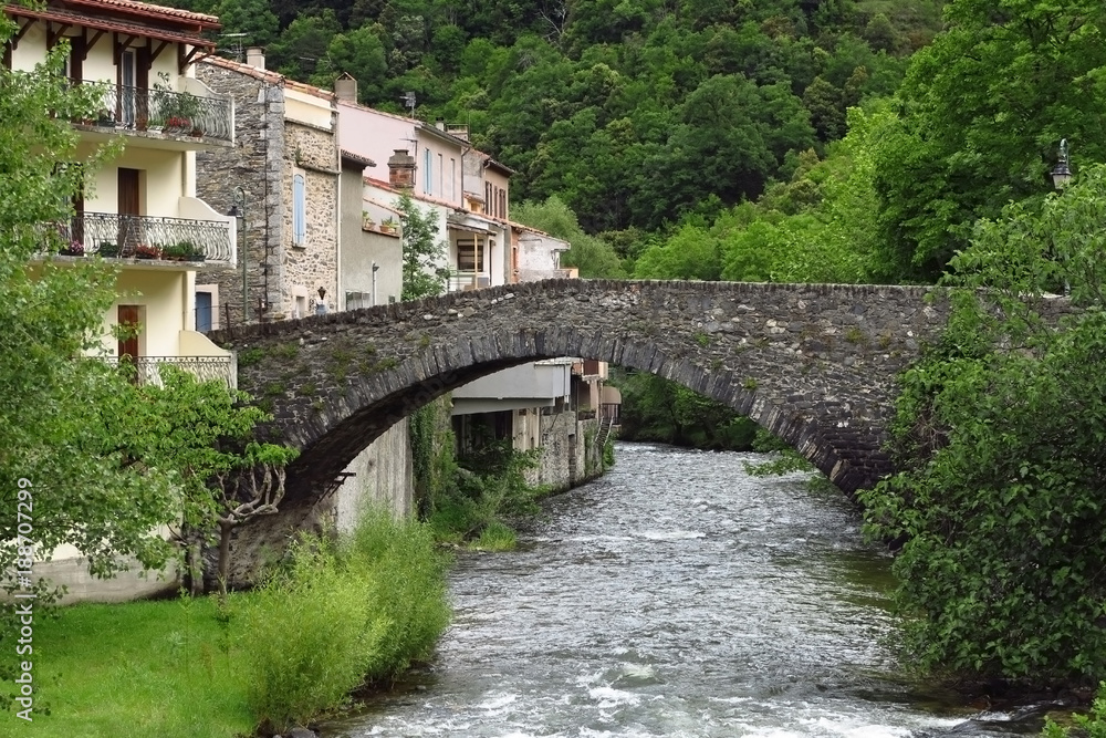 Axat in den Pyrenäen, Frankreich Axat in den Pyrenäen, Frankreich