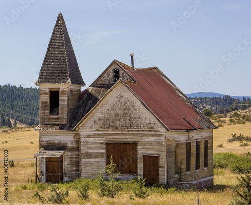 Ruin of an old church, Oregon