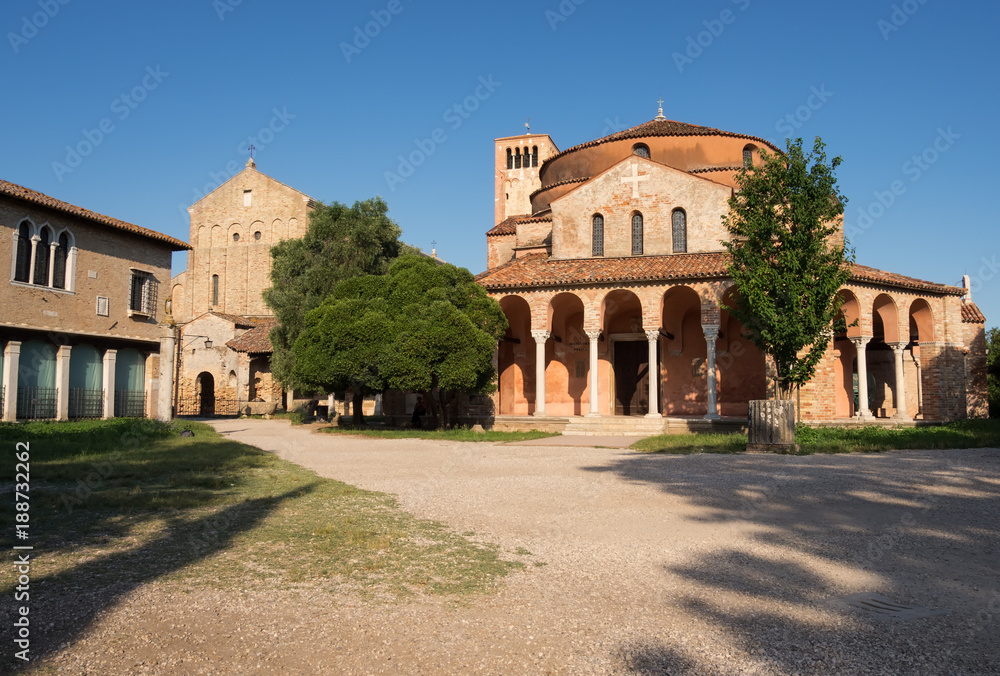Isla de Torcello en Venecia. Iglesia de Santa Fosca y Santa María Asunta de Torcello