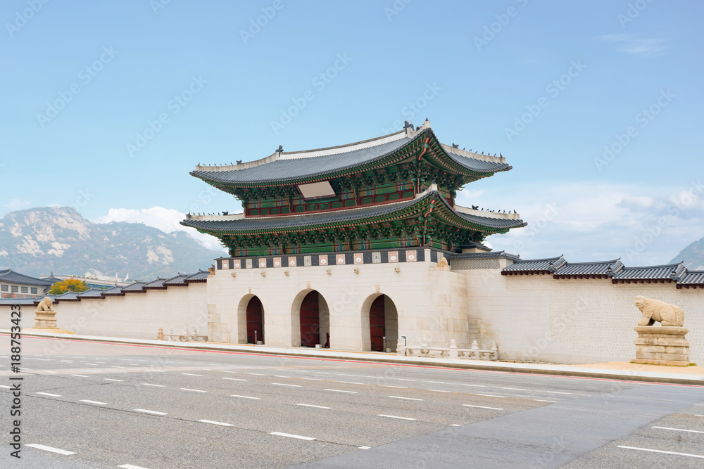 Fototapeta premium Gyeongbokgung palace in Seoul city, South korea.