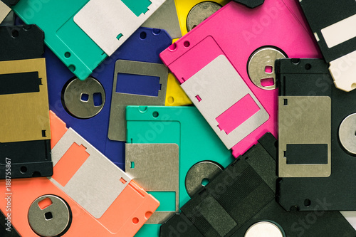 Floppy disk magnetic computer