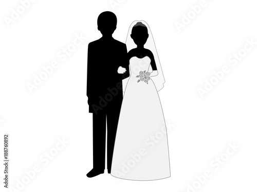 結婚式を挙げた新郎新婦