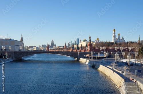 Winter view of the Moscow Kremlin, Moskvoretskaya embankment and Big Moskvoretsky bridge, Moscow, Russia