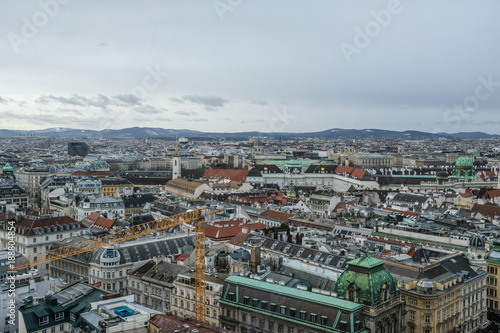 Fototapeta Naklejka Na Ścianę i Meble -  Wien, Panorama, Skyline, Dächer, 2018