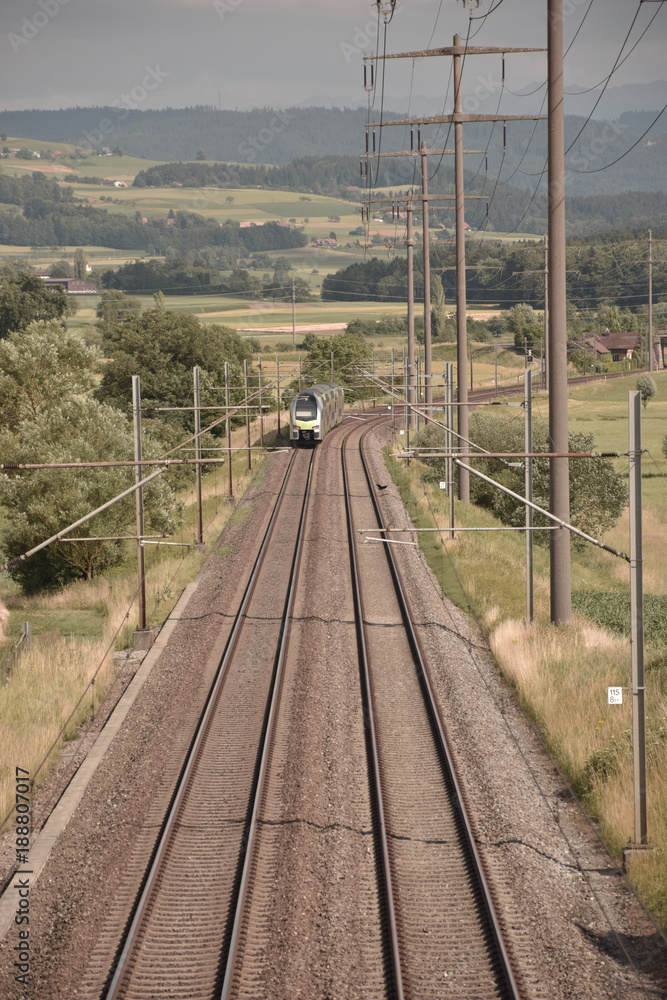 Fototapeta premium hot and dry weather train