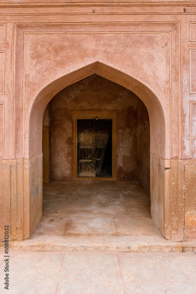 Door at Safdarjang Tomb in Delhi, India Door at Safdarjang Tomb in Delhi, India