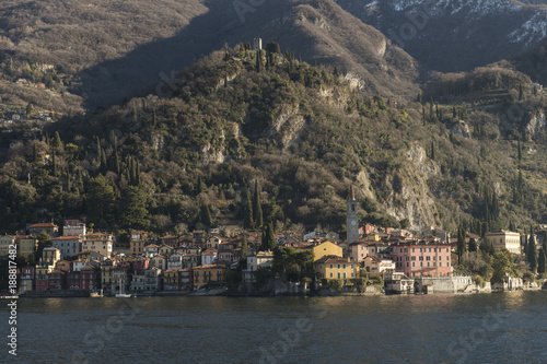 Vista del Lago de Como, Italia