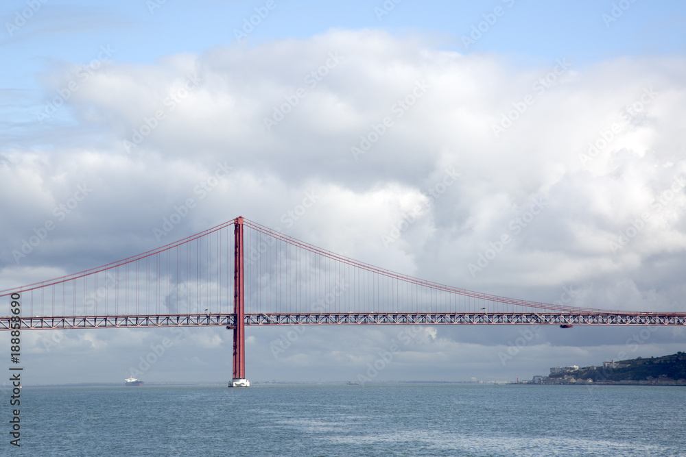 Fototapeta premium April Suspension Bridge, Lisbon