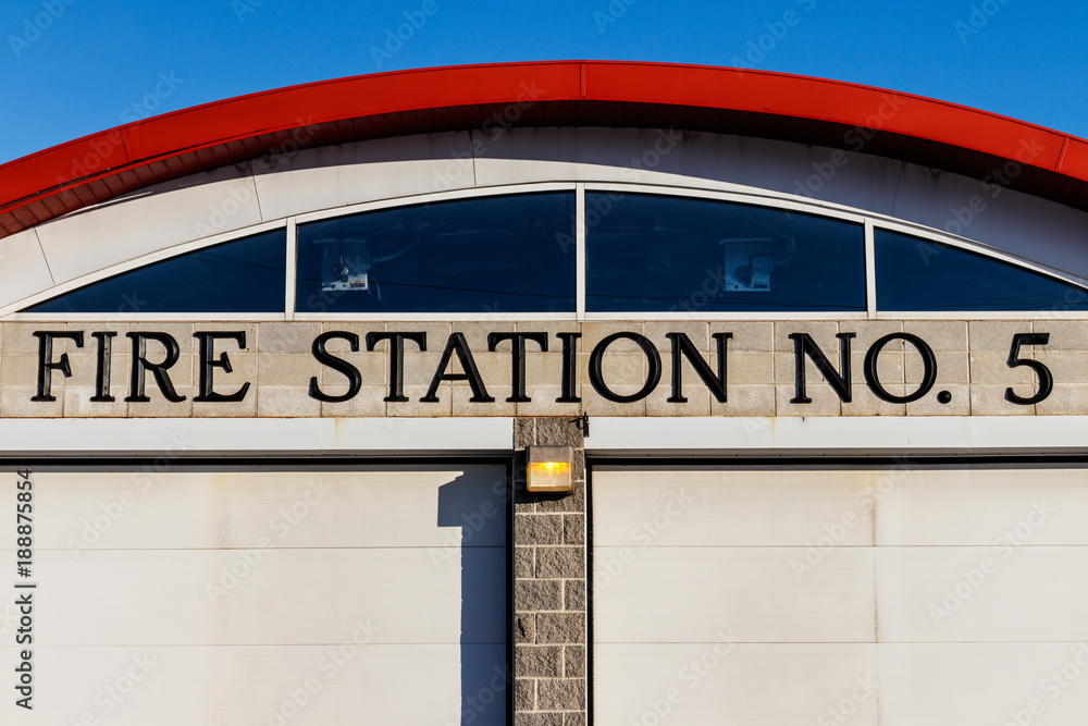 Obraz premium Fire Station Number Five sign