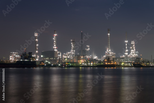 Oil refinery industry © aee_werawan