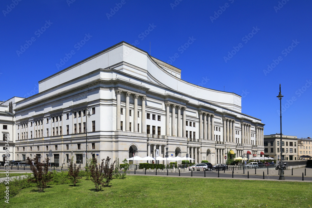 Obraz premium Warsaw, Masovia / Poland - 2017/05/19: Grand Theater building by Pilsudskiego Square and Wierzbowa street in city center