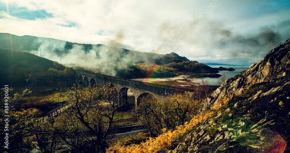 Obraz premium Scotland, Bridge, Train