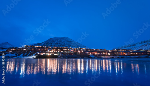 Wallpaper norway landscape nature of the mountains of Spitsbergen Longyearbyen Svalbard building snow city on a polar daynight with arctic winter  