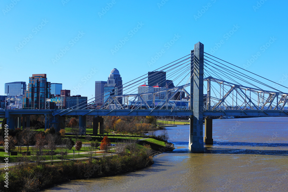 Louisville, Kentucky skyline with John F Kennedy Bridge