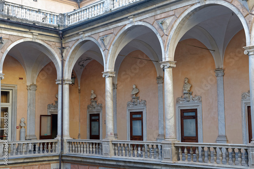 Genova, Liguria, Italia, cattedrale e palazzi storici