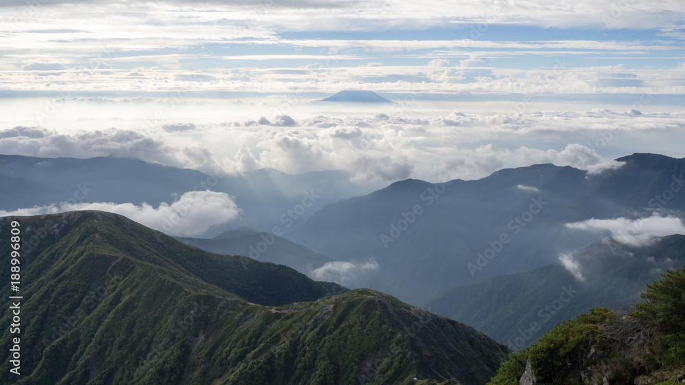 Obraz premium mountain sea of clouds