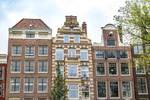 Canvas Print Traditional old buildings in Amsterdam, Netherlands