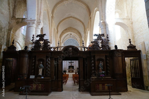 entrée de l'Abbaye Saint-Junien à Nouaillé-Maupertuis