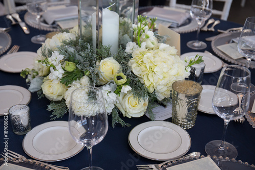 Fototapeta Naklejka Na Ścianę i Meble -  white rose centerpiece elegant lily of the valley