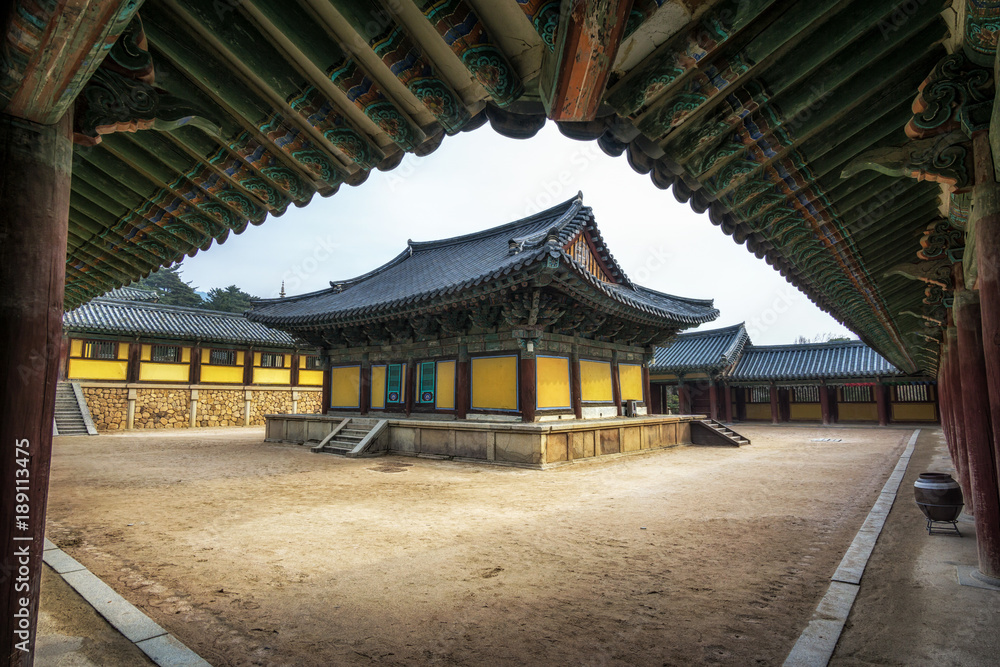 Fototapeta premium geukrakjeon hallways in bulguksa temple