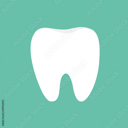 Healthy White Tooth icon. Oral dental hygiene. Whitening concept. Children teeth care. Green background. Flat design.