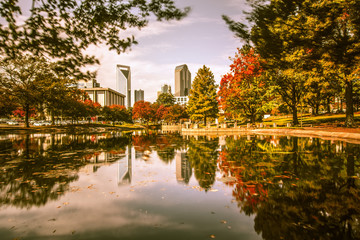 autumn season in charlotte north carolina marshall park