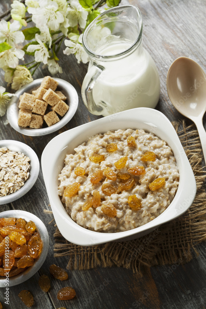 Oatmeal with raisin Oatmeal with raisin