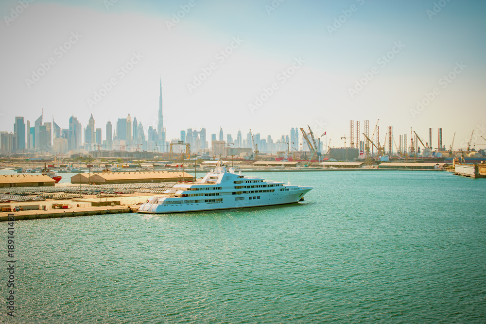 Luxury cruise travel in Dubai. 