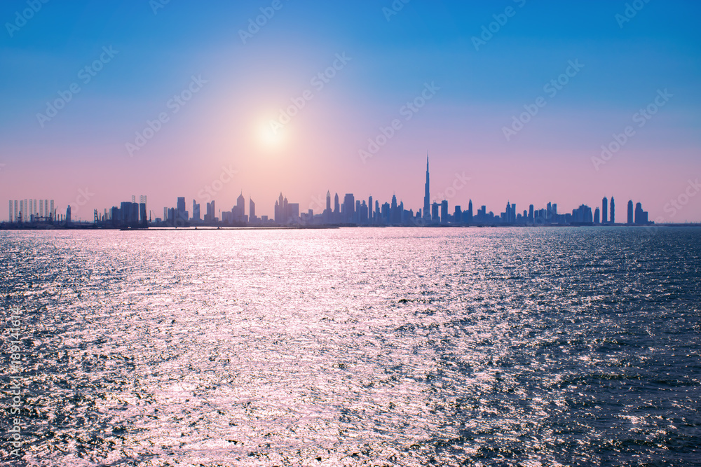 Fototapeta premium Dubai skyline silhouette