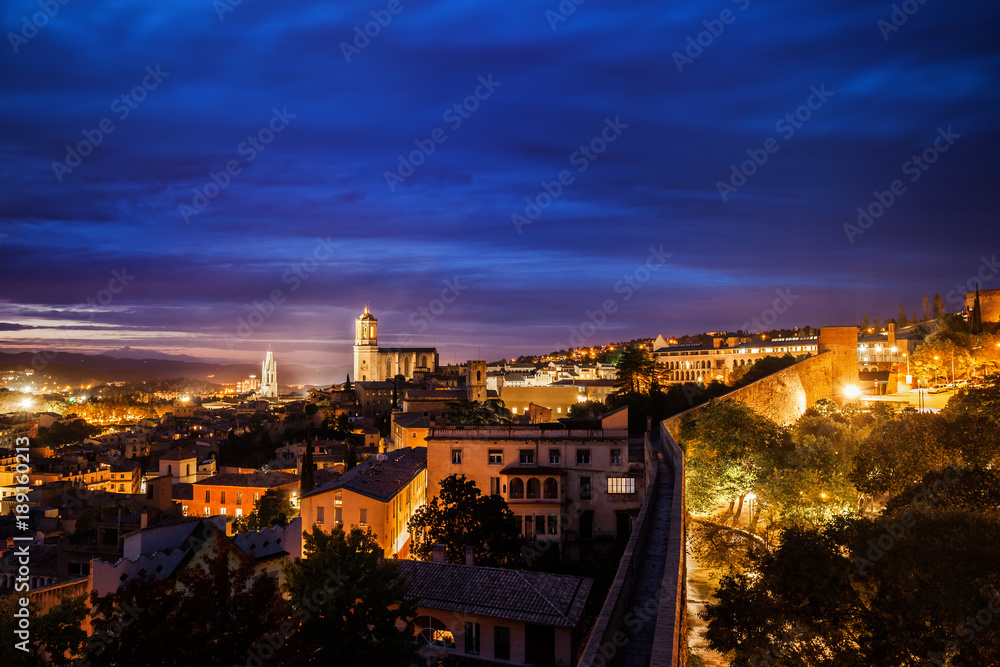 Fototapeta premium Girona City at Twilight in Catalonia, Spain