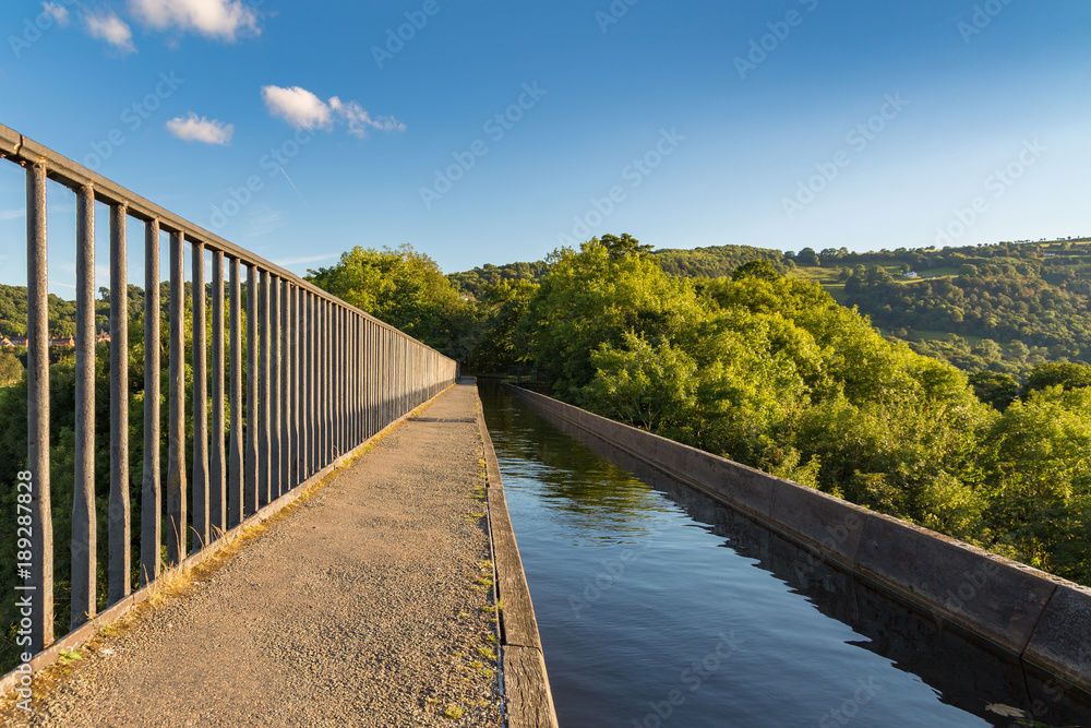 Fototapeta premium View over the Pontcysyllte Aqueduct near Trefor in Wrexham, Wales, UK