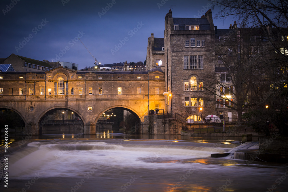 Pulteney Bridge by night in the city of Bath