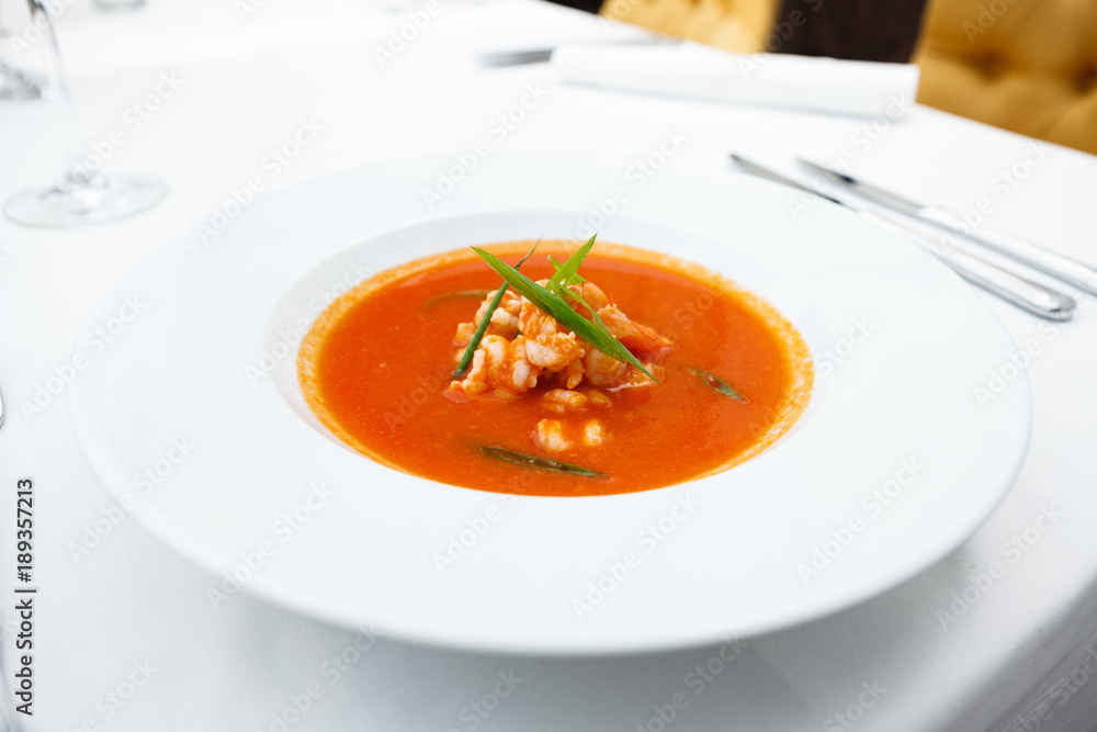 Garlic soup with prawns Garlic soup with prawns