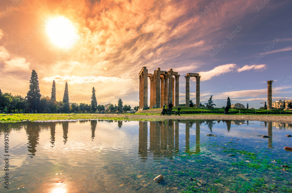 Fototapeta premium The Temple of Olympian Zeus (Greek: Naos tou Olimpiou Dios), also known as the Olympieion, Athens, Greece.