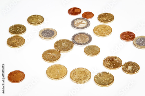 Евро цент изолированных на белом фоне