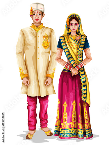 Madhya Pradeshi wedding couple in traditional costume of Madhya Pradesh, India